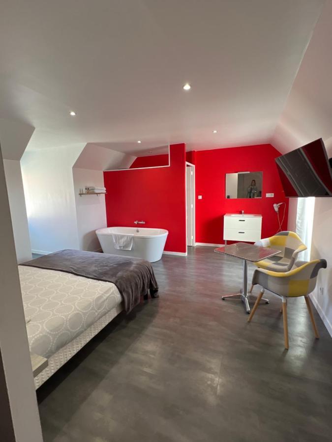 Aux Charmes 2 Bed and Breakfast Isques Exteriör bild